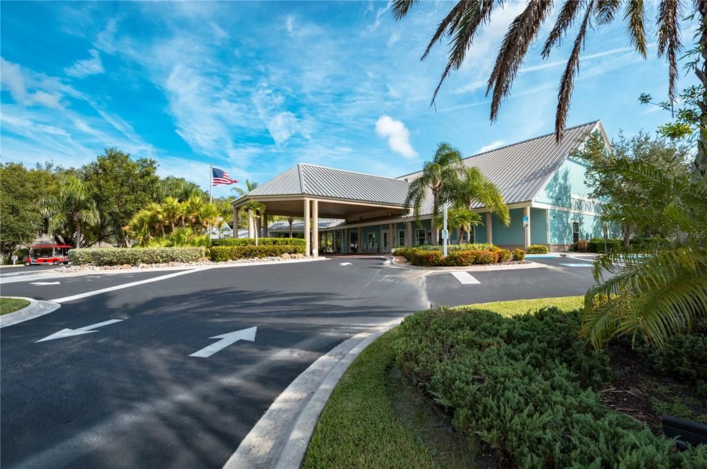 Active With Contract: $219,900 (3 beds, 2 baths, 1207 Square Feet)