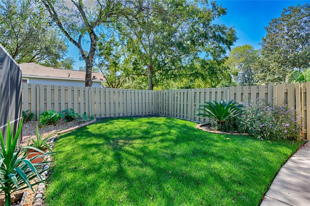 合同活跃: $420,000 (3 贝兹, 2 浴室, 1958 平方英尺)