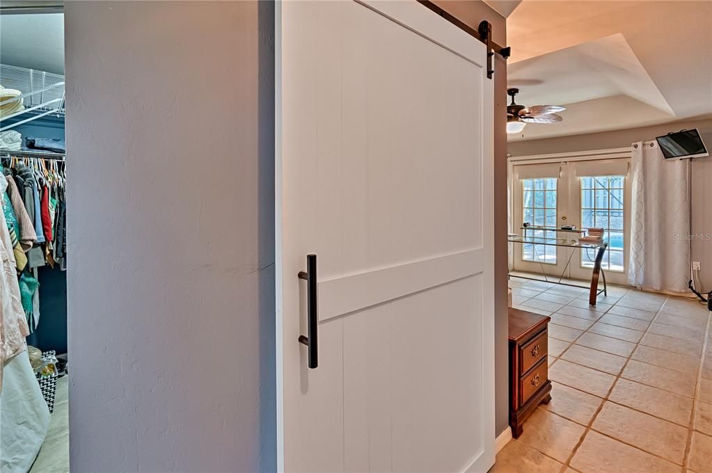 合同活跃: $420,000 (3 贝兹, 2 浴室, 1958 平方英尺)