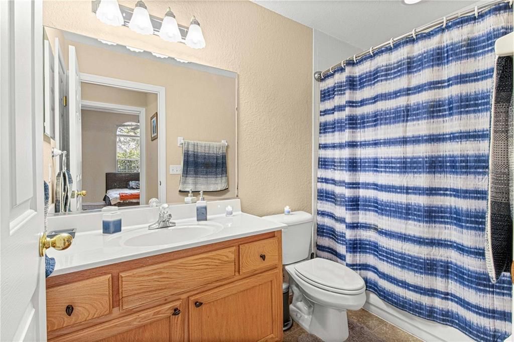 待售: $239,900 (2 贝兹, 2 浴室, 1133 平方英尺)