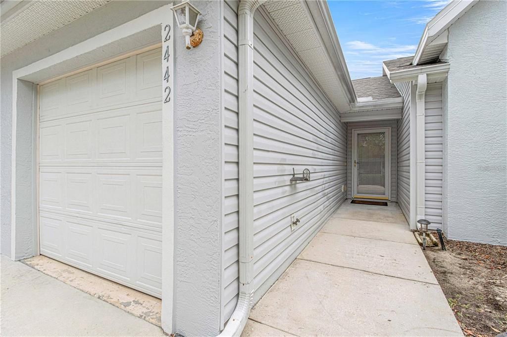 待售: $239,900 (2 贝兹, 2 浴室, 1133 平方英尺)