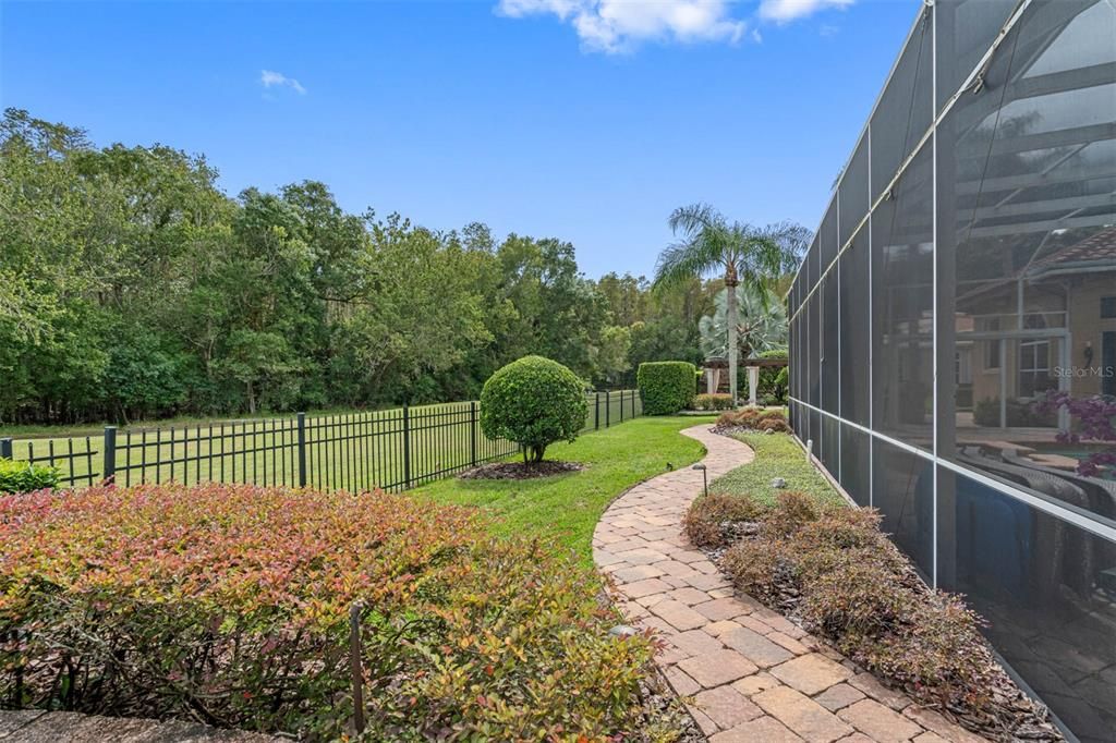 En Venta: $1,375,000 (5 camas, 4 baños, 4570 Pies cuadrados)