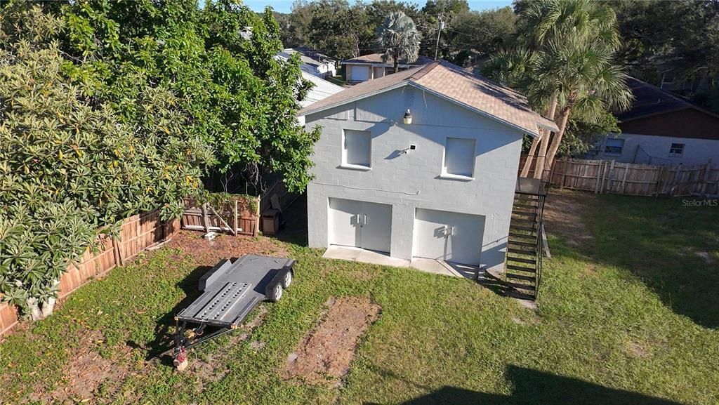 Под контрактом: $300,000 (3 спален, 2 ванн, 860 Квадратных фут)