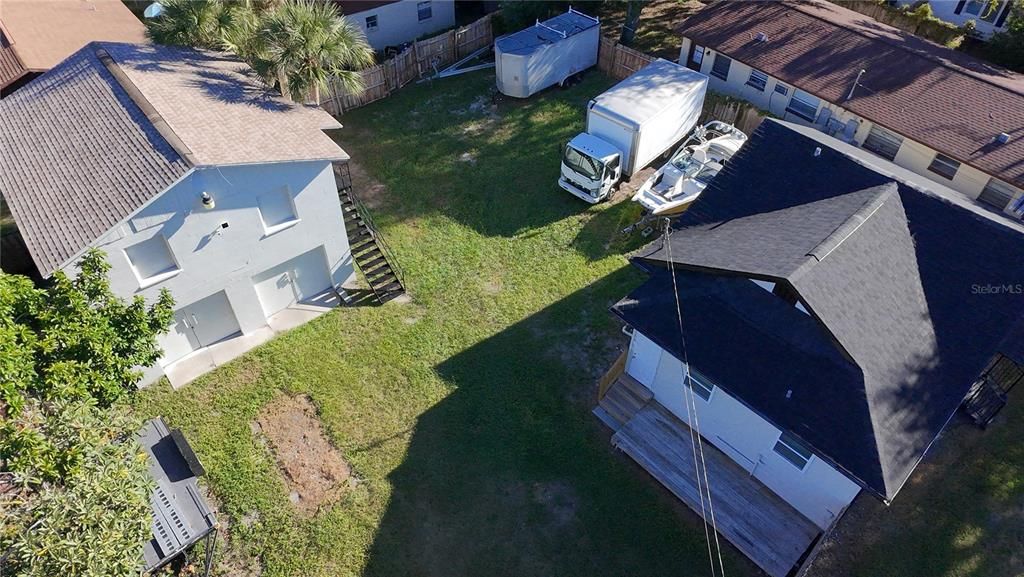 Под контрактом: $300,000 (3 спален, 2 ванн, 860 Квадратных фут)