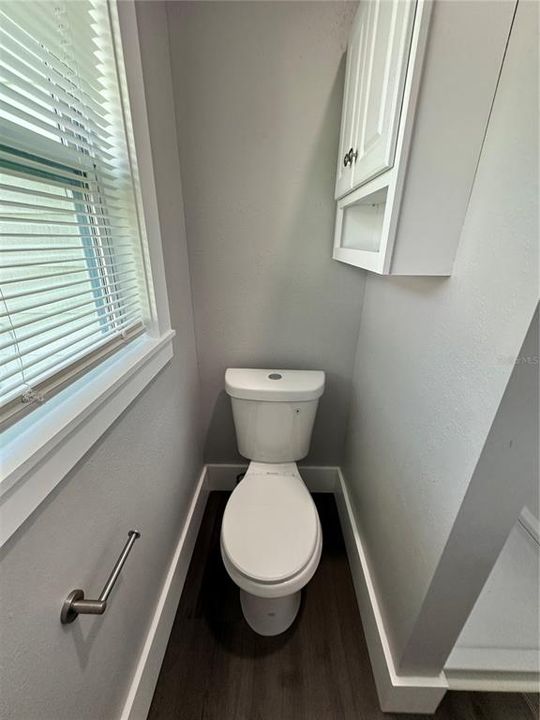 Под контрактом: $300,000 (3 спален, 2 ванн, 860 Квадратных фут)