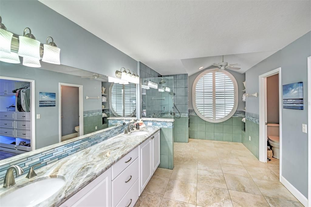 Active With Contract: $629,900 (4 beds, 3 baths, 2350 Square Feet)