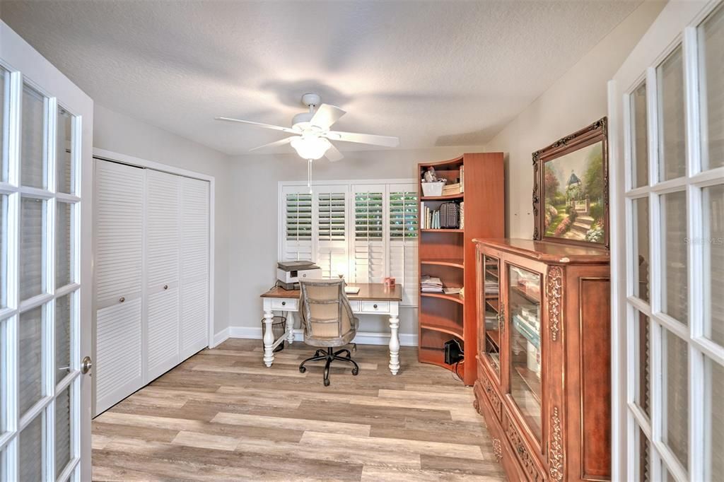 Active With Contract: $629,900 (4 beds, 3 baths, 2350 Square Feet)