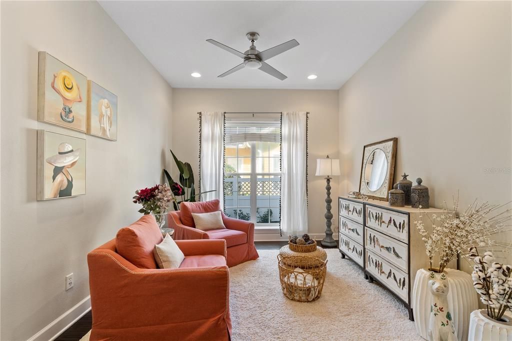 В аренду: $6,000 (5 спален, 4 ванн, 4102 Квадратных фут)