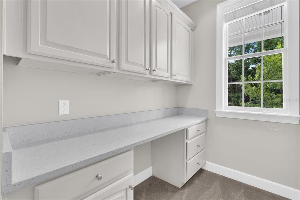 В аренду: $6,000 (5 спален, 4 ванн, 4102 Квадратных фут)