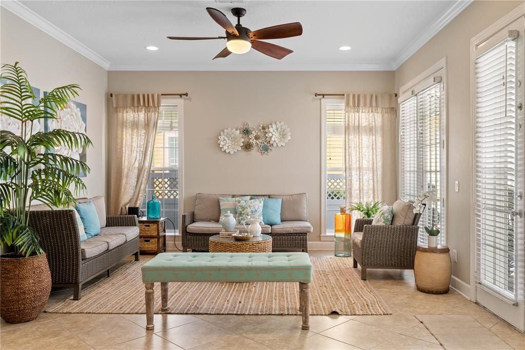 В аренду: $6,000 (5 спален, 4 ванн, 4102 Квадратных фут)