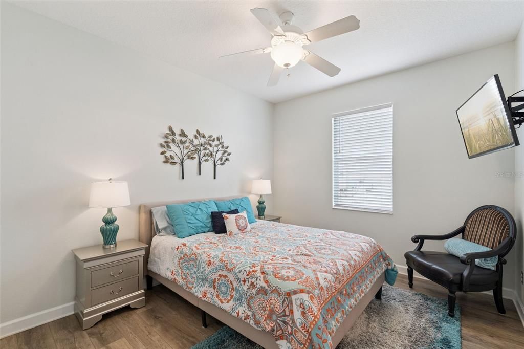 Active With Contract: $723,000 (4 beds, 3 baths, 2495 Square Feet)