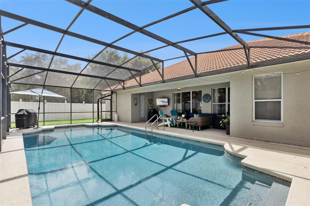 Active With Contract: $723,000 (4 beds, 3 baths, 2495 Square Feet)