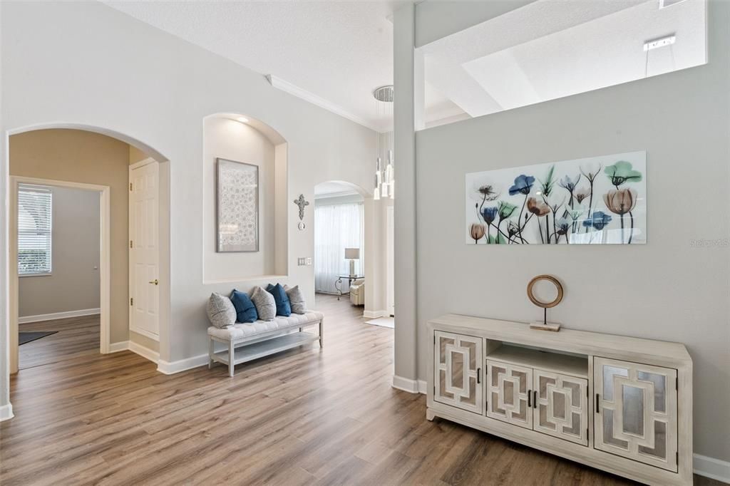 Active With Contract: $723,000 (4 beds, 3 baths, 2495 Square Feet)