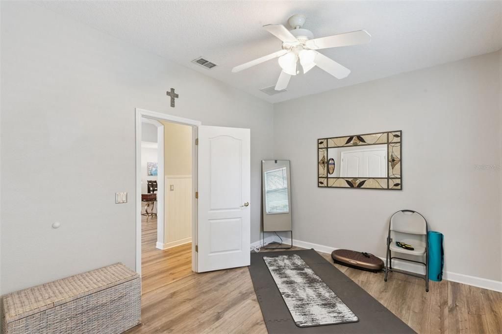 Active With Contract: $723,000 (4 beds, 3 baths, 2495 Square Feet)