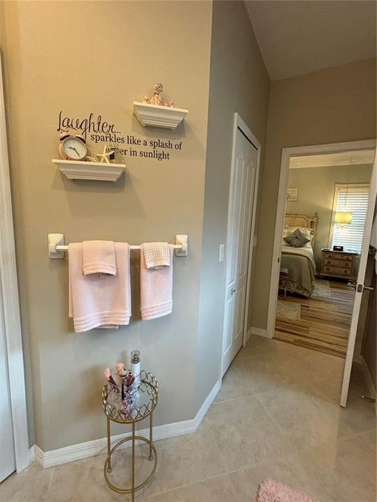 Под контрактом: $399,900 (3 спален, 2 ванн, 1495 Квадратных фут)