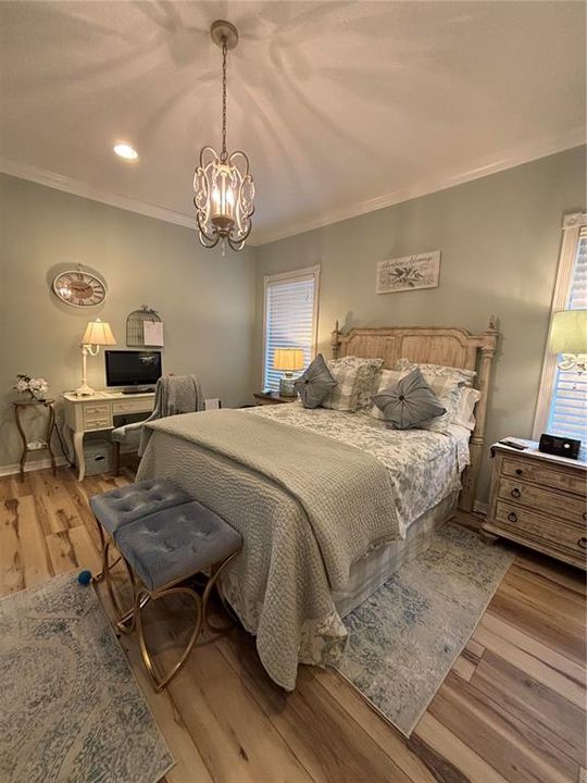 Под контрактом: $399,900 (3 спален, 2 ванн, 1495 Квадратных фут)