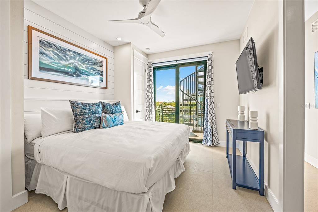 待售: $4,450,000 (6 贝兹, 7 浴室, 3601 平方英尺)