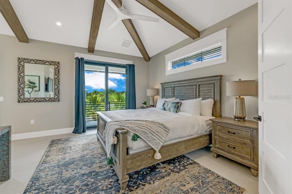 待售: $4,450,000 (6 贝兹, 7 浴室, 3601 平方英尺)