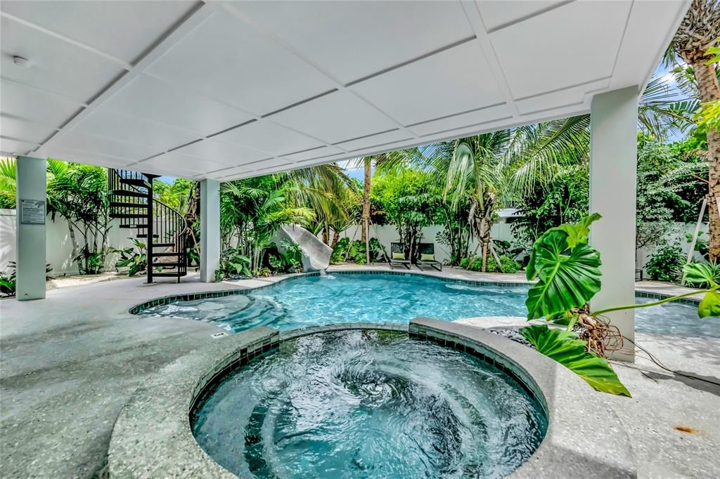 待售: $4,450,000 (6 贝兹, 7 浴室, 3601 平方英尺)