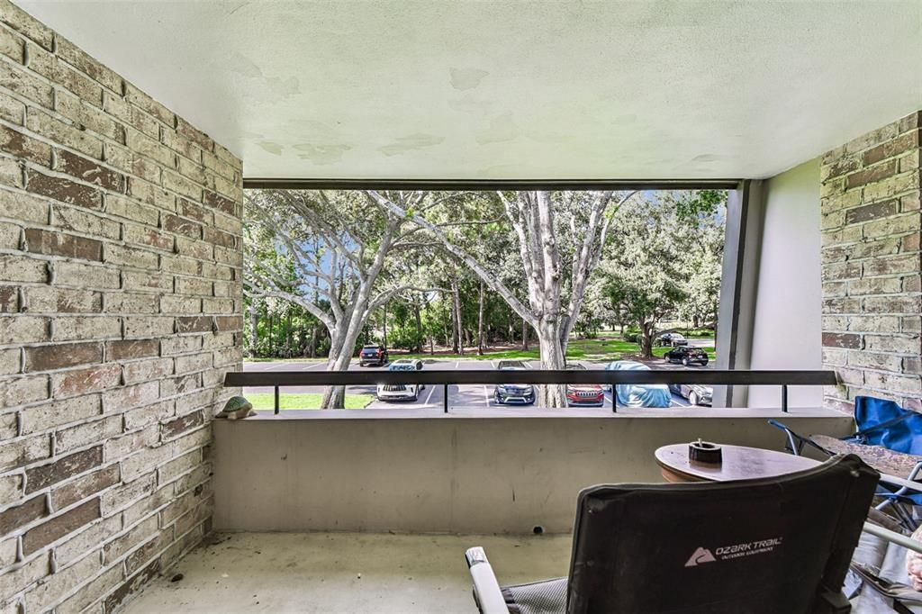 For Sale: $244,000 (1 beds, 1 baths, 825 Square Feet)