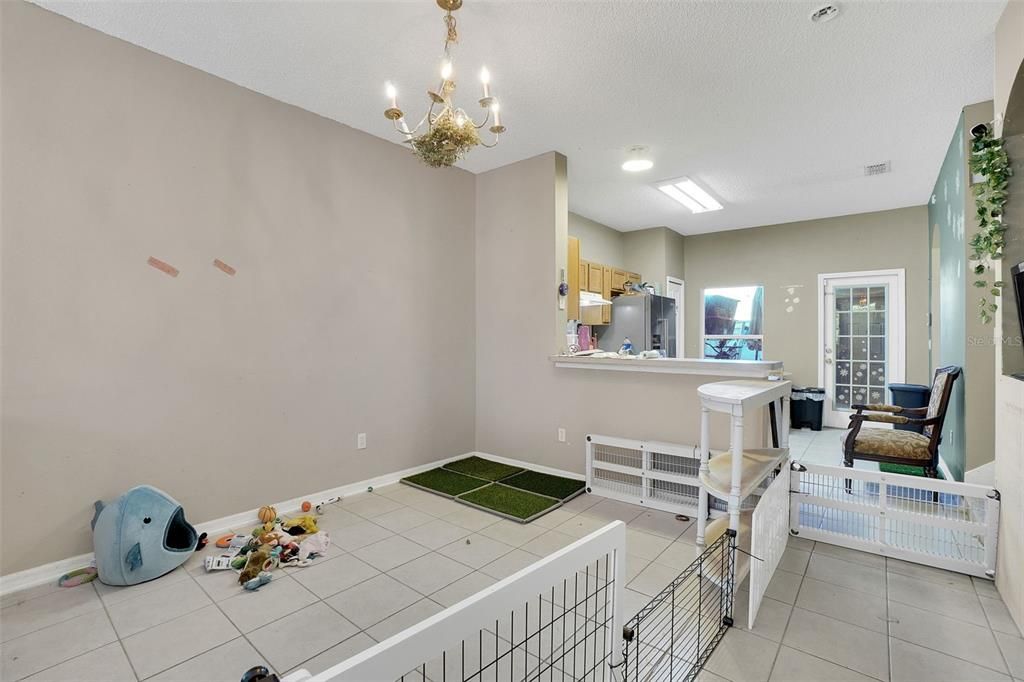 For Sale: $360,000 (3 beds, 2 baths, 1376 Square Feet)