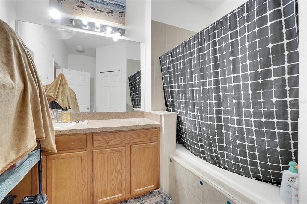 For Sale: $360,000 (3 beds, 2 baths, 1376 Square Feet)