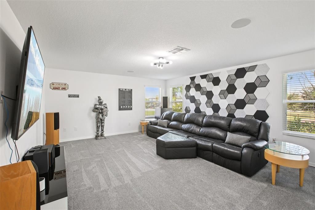 Active With Contract: $1,150,000 (7 beds, 4 baths, 5452 Square Feet)