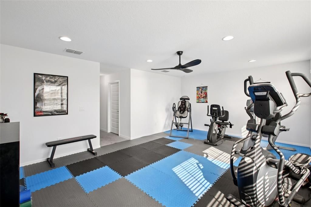 Active With Contract: $1,150,000 (7 beds, 4 baths, 5452 Square Feet)