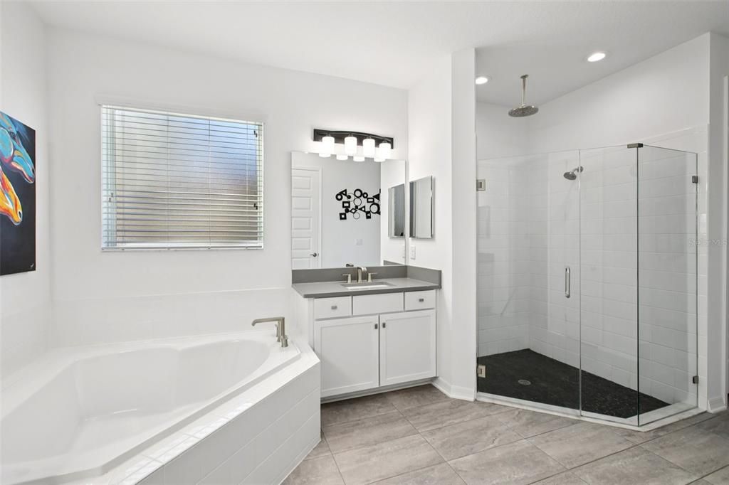 Active With Contract: $1,150,000 (7 beds, 4 baths, 5452 Square Feet)