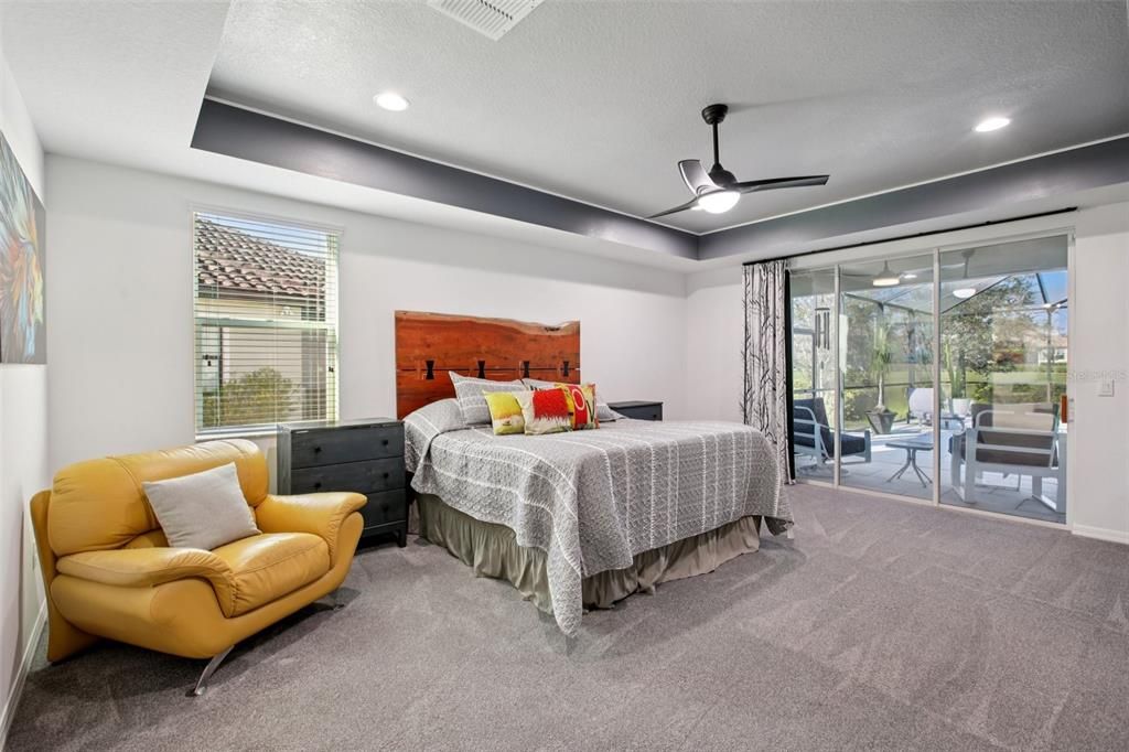 Active With Contract: $1,150,000 (7 beds, 4 baths, 5452 Square Feet)