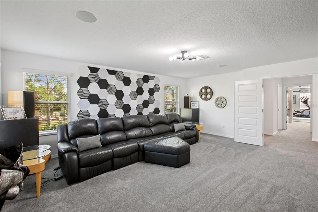 Active With Contract: $1,150,000 (7 beds, 4 baths, 5452 Square Feet)