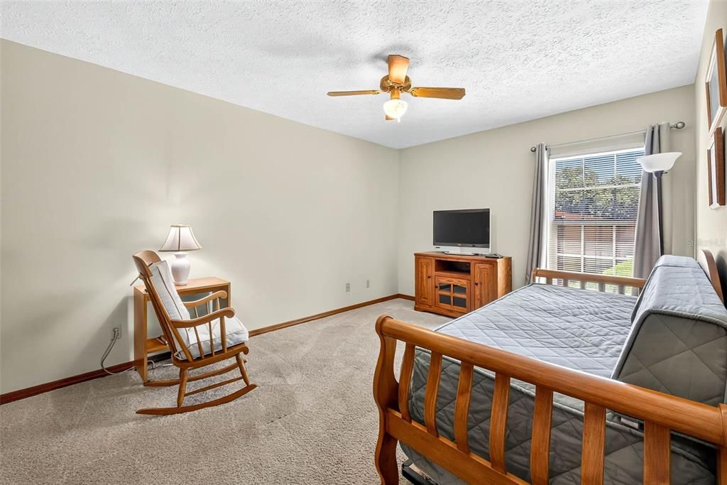 Active With Contract: $525,000 (4 beds, 2 baths, 2402 Square Feet)