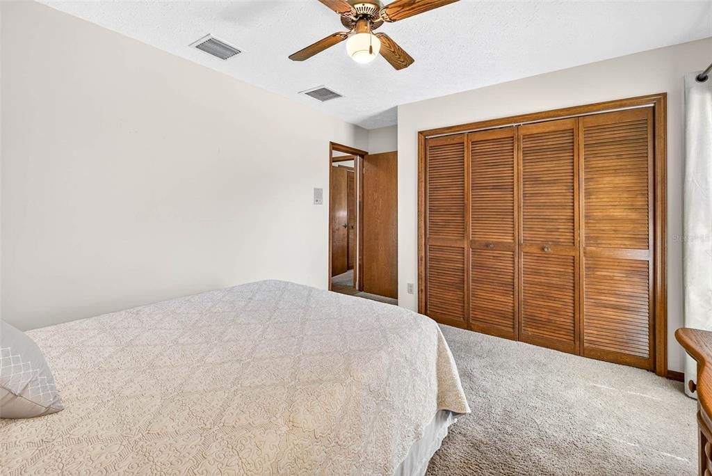 Active With Contract: $525,000 (4 beds, 2 baths, 2402 Square Feet)