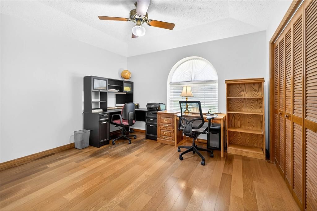 Active With Contract: $525,000 (4 beds, 2 baths, 2402 Square Feet)