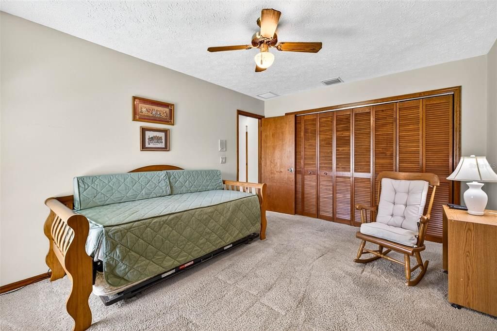 Active With Contract: $525,000 (4 beds, 2 baths, 2402 Square Feet)