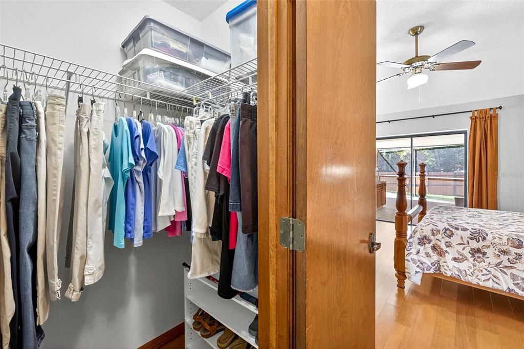 Active With Contract: $525,000 (4 beds, 2 baths, 2402 Square Feet)