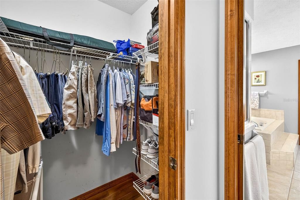 Active With Contract: $525,000 (4 beds, 2 baths, 2402 Square Feet)