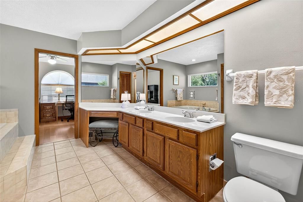 Active With Contract: $525,000 (4 beds, 2 baths, 2402 Square Feet)