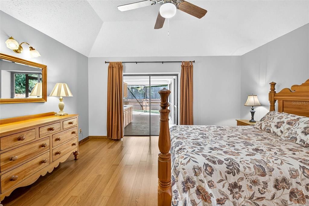 Active With Contract: $525,000 (4 beds, 2 baths, 2402 Square Feet)