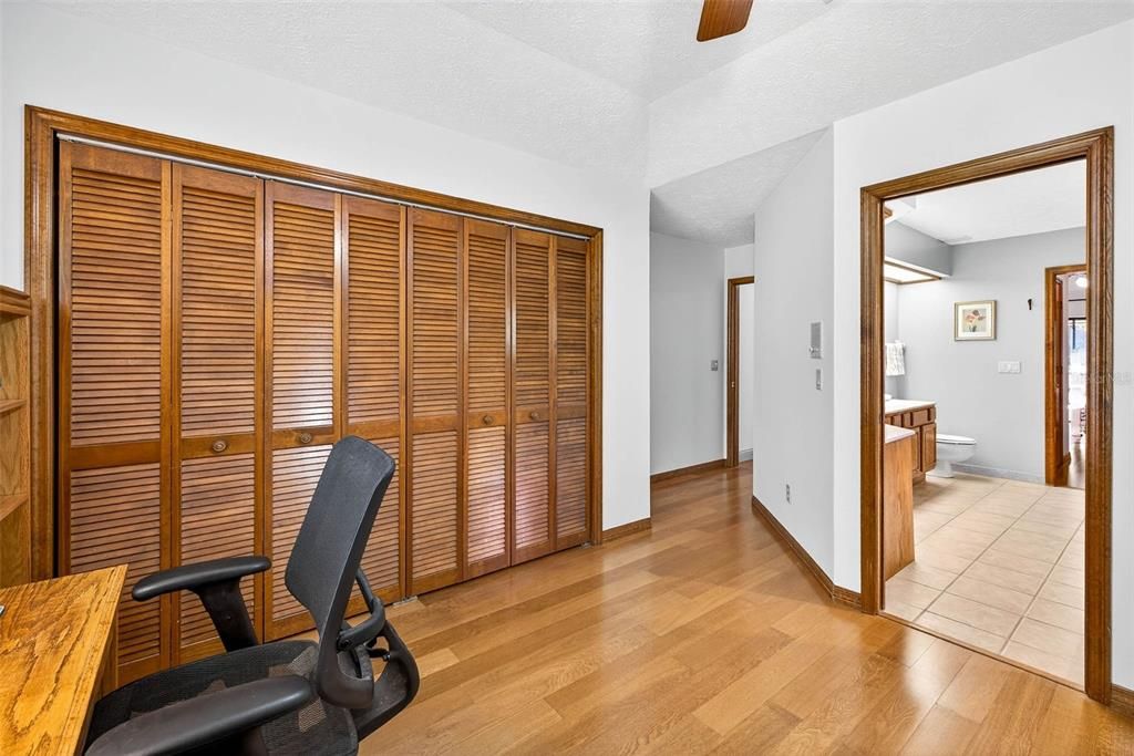 Active With Contract: $525,000 (4 beds, 2 baths, 2402 Square Feet)