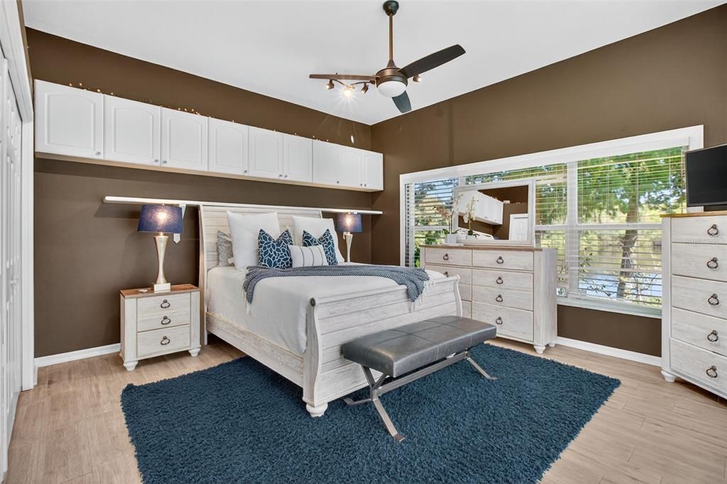 Active With Contract: $869,000 (3 beds, 3 baths, 2348 Square Feet)