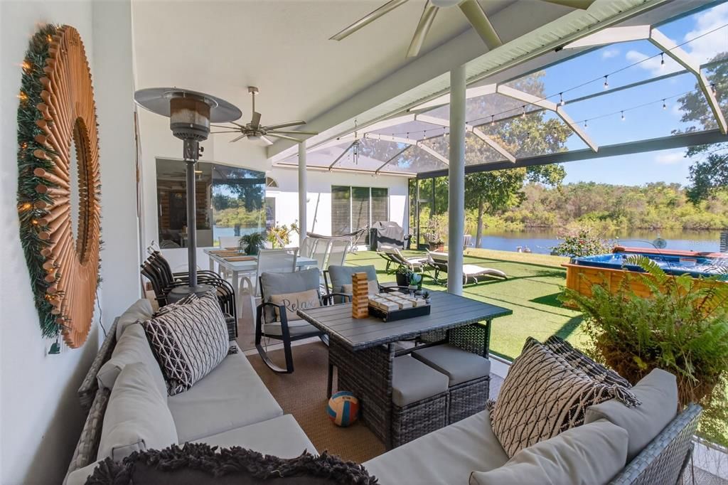 Active With Contract: $869,000 (3 beds, 3 baths, 2348 Square Feet)