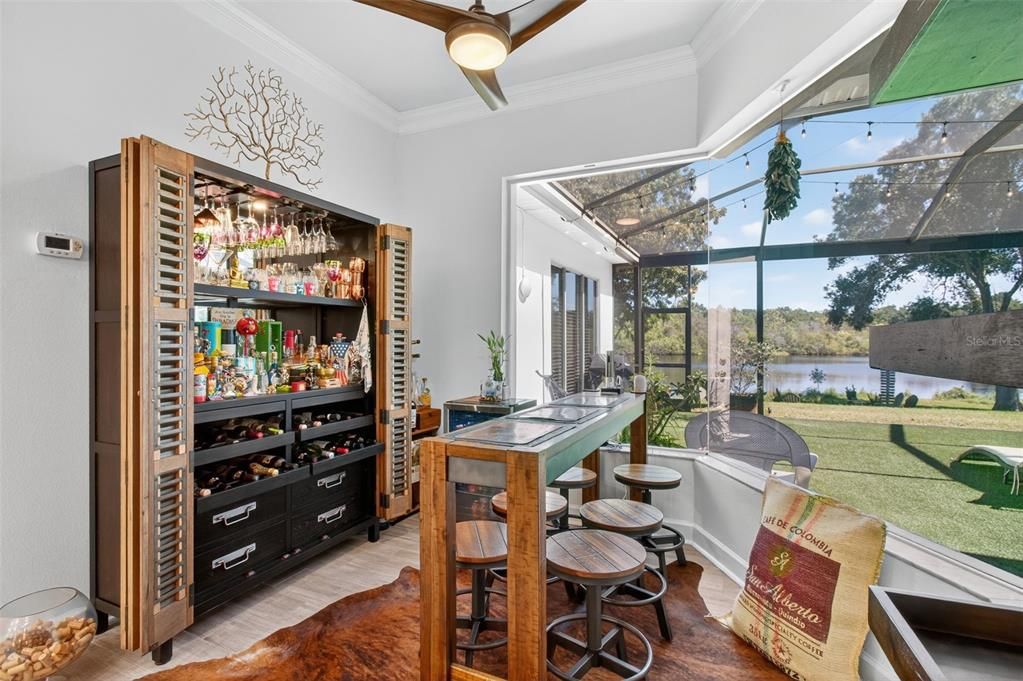 Active With Contract: $869,000 (3 beds, 3 baths, 2348 Square Feet)