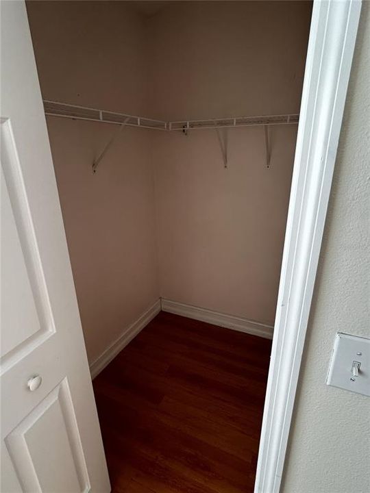 На продажу: $262,700 (3 спален, 3 ванн, 1412 Квадратных фут)