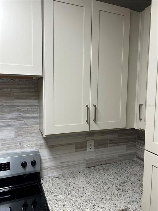 На продажу: $262,700 (3 спален, 3 ванн, 1412 Квадратных фут)