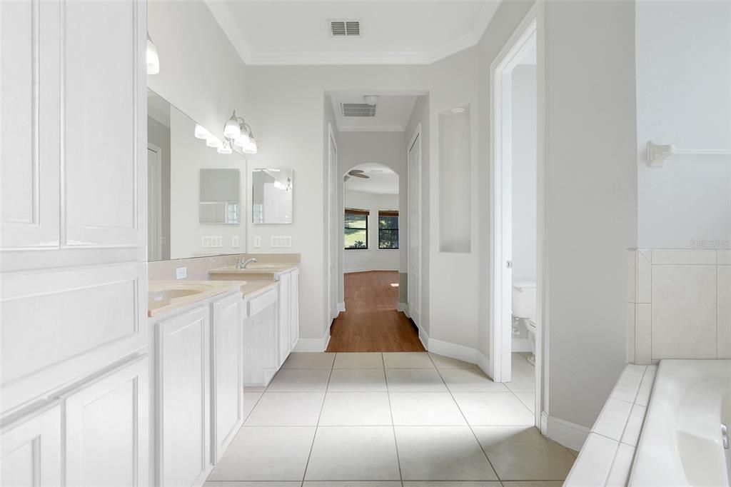 For Sale: $834,900 (4 beds, 3 baths, 2972 Square Feet)