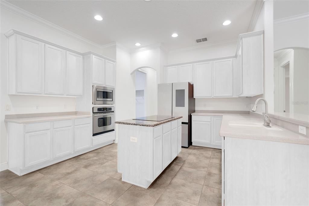 For Sale: $834,900 (4 beds, 3 baths, 2972 Square Feet)