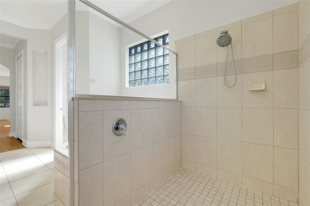 For Sale: $834,900 (4 beds, 3 baths, 2972 Square Feet)