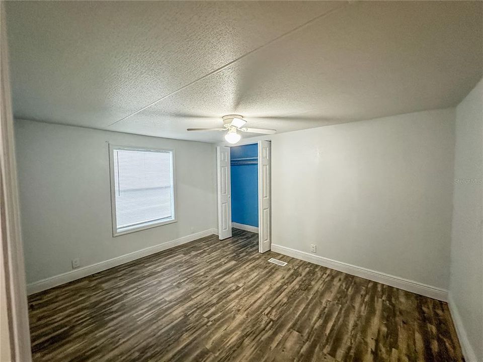 For Sale: $140,000 (3 beds, 2 baths, 1520 Square Feet)