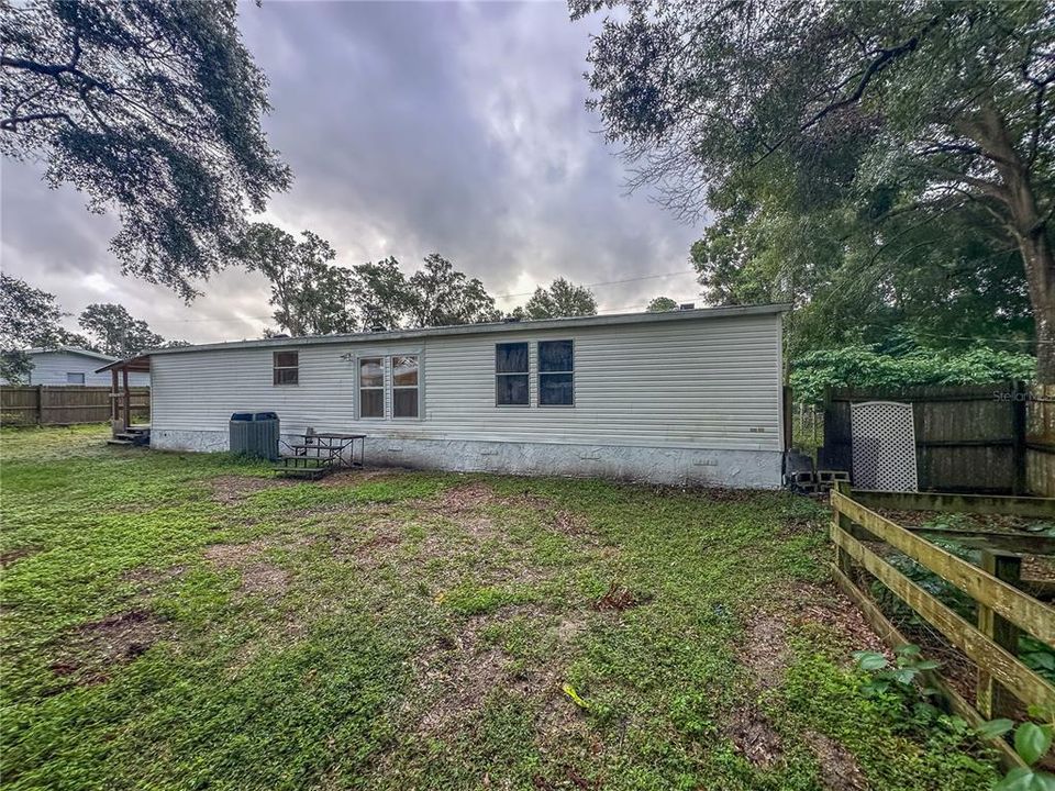 For Sale: $140,000 (3 beds, 2 baths, 1520 Square Feet)